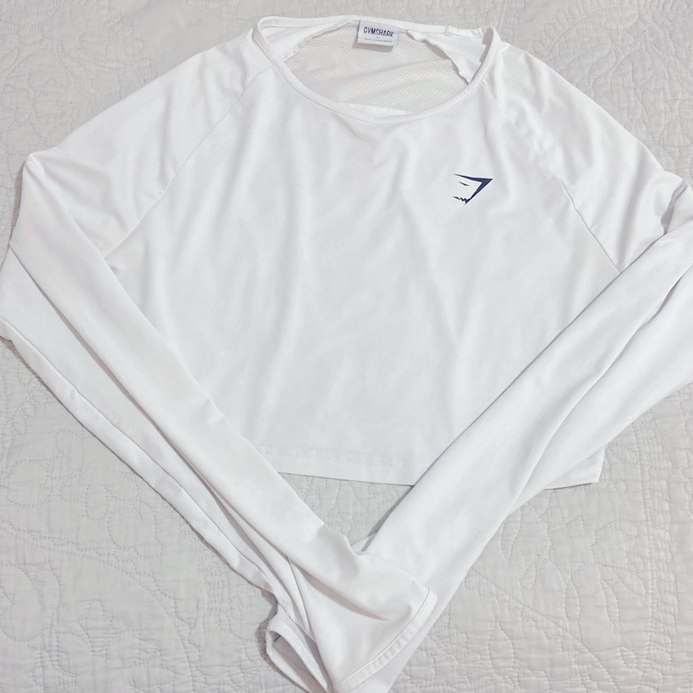 GYMSHARK, white long sleeve cropped workout top,